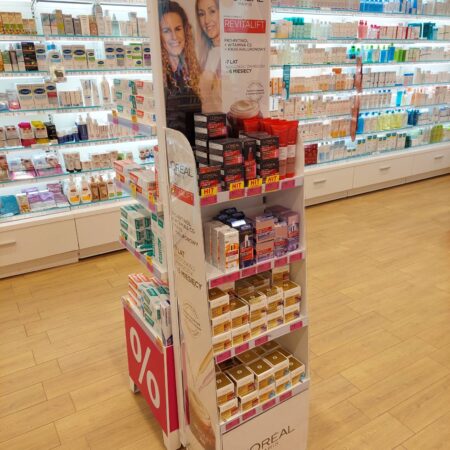 L’oreal displays in Hebe drugstores