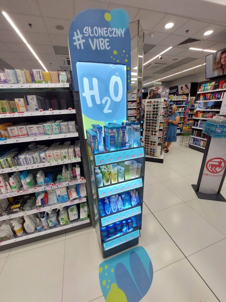 ekologiczne ekspozytory trwałe rossmann